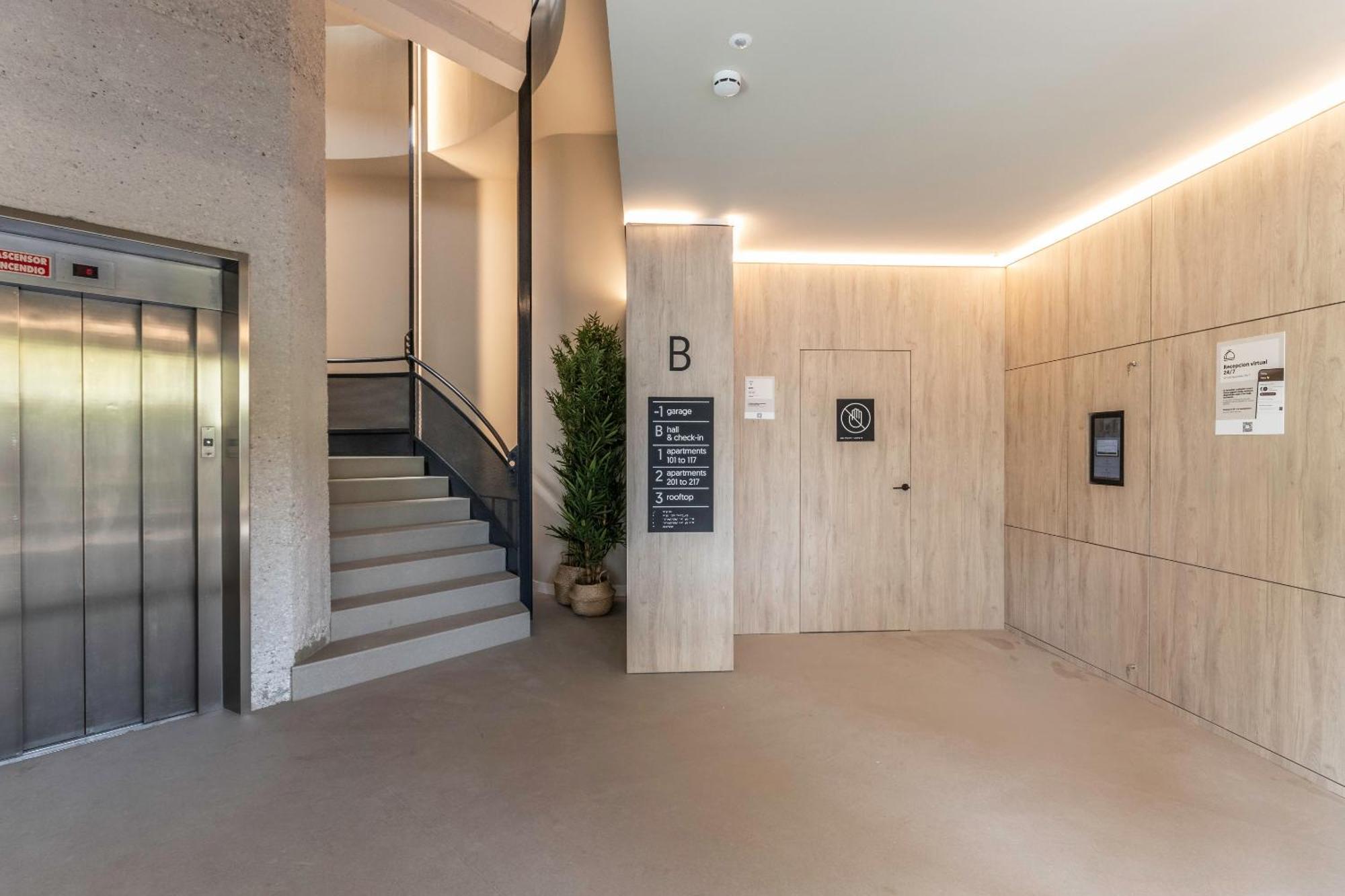 Apartamentos Libere Pamplona Yamaguchi 외부 사진